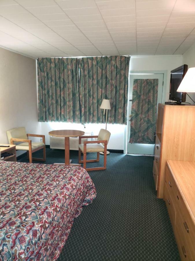 Budget Inn Horseheads Bagian luar foto